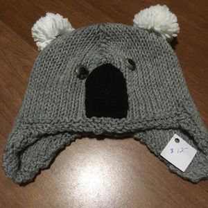Children’s hat and mittens